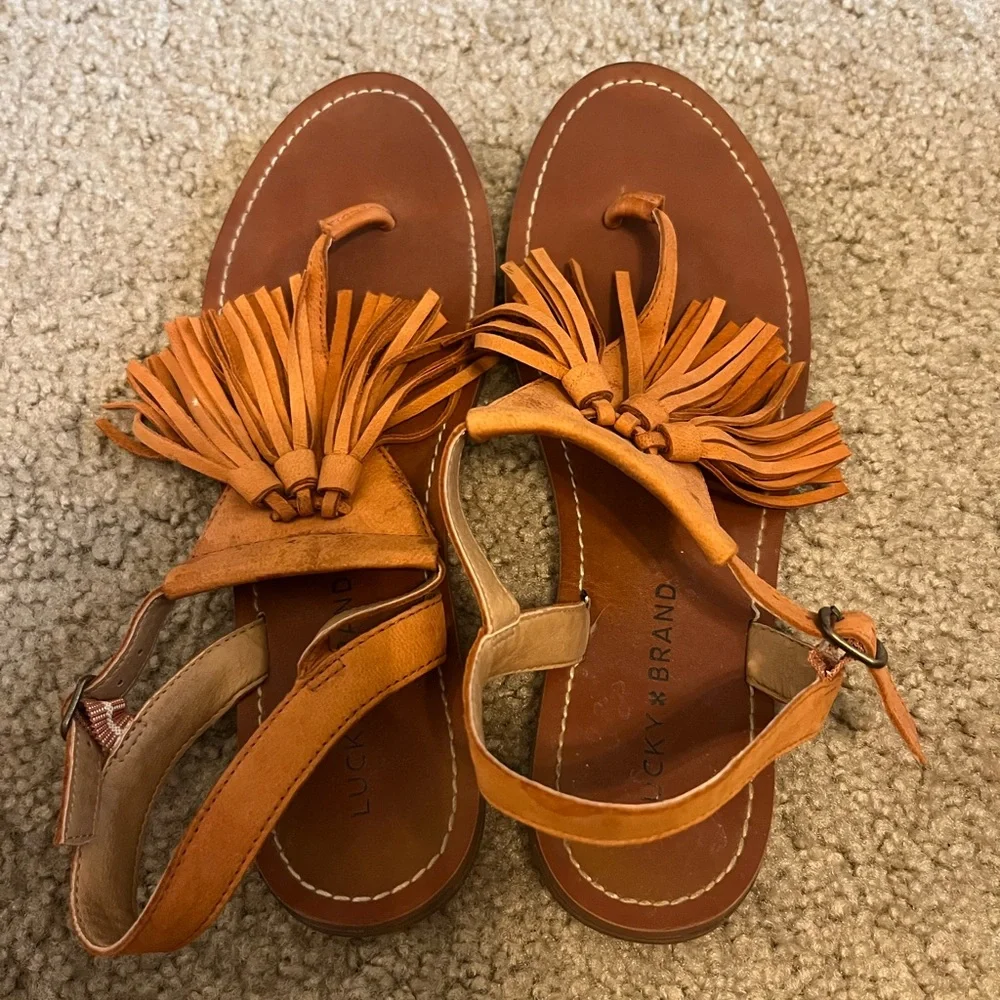 Lucky Brand Sandals - Picture 2 of 4